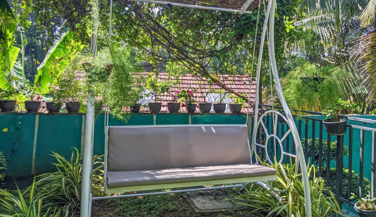 Bed and Breakfast Yala Golden Wild Тиссамахарама Экстерьер фото