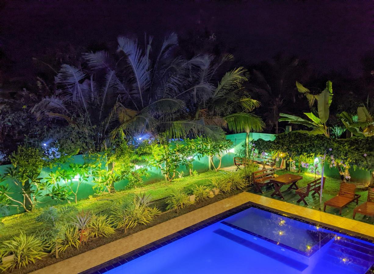 Bed and Breakfast Yala Golden Wild Тиссамахарама Экстерьер фото